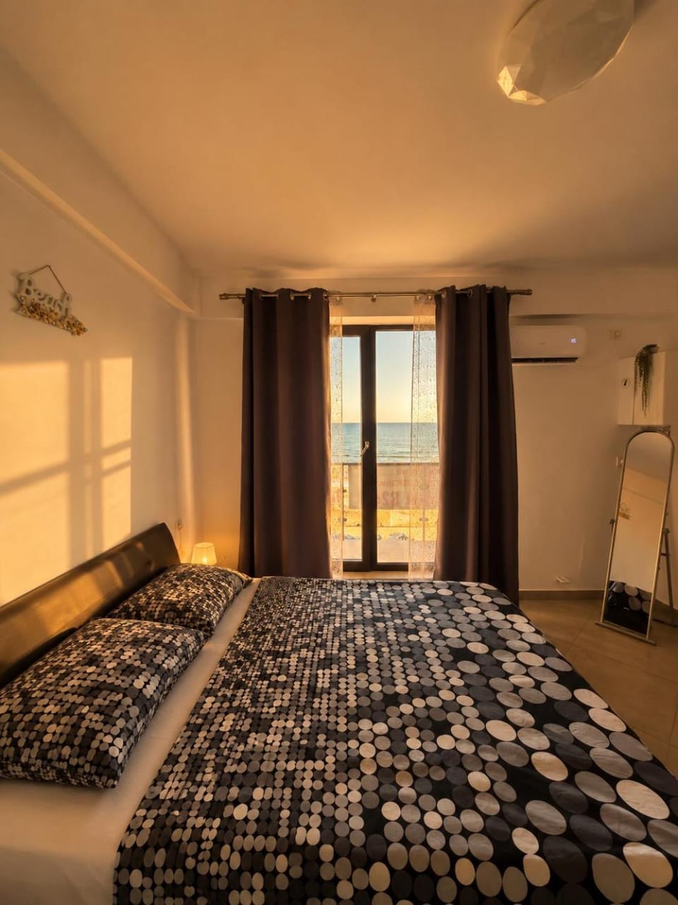 Beach Residence 18 Mamaia Nord Apartment in Constanța County
