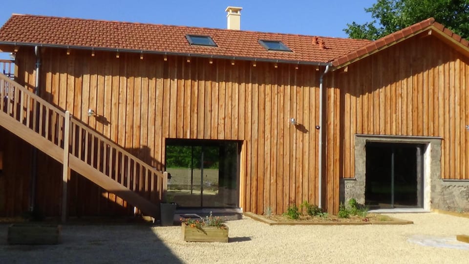 La grange de Pachon House in Nouvelle-Aquitaine