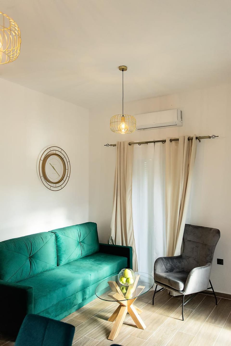 Deluxe Town Hall Square Flat in Historical Center 2nd floor Apartment in Corfu