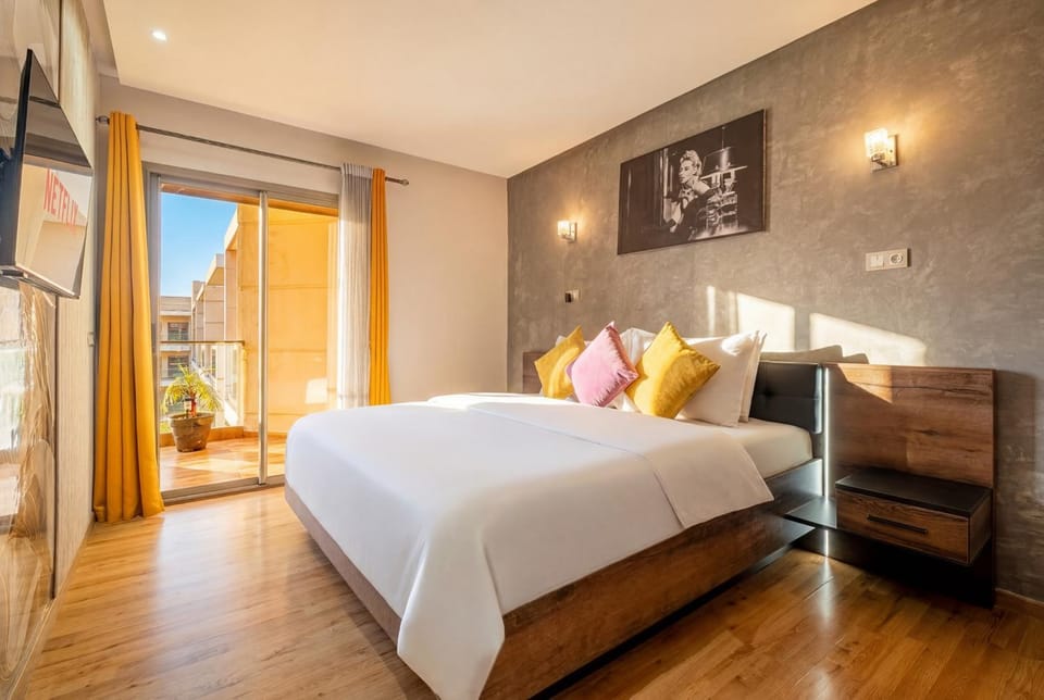 Royal Deluxe Silver Marrakech Premium Pool View Apartment in Marrakesh