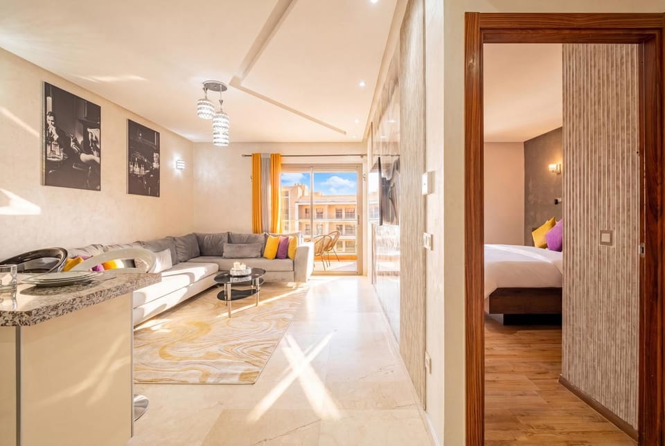 Royal Deluxe Silver Marrakech Premium Pool View Apartment in Marrakesh