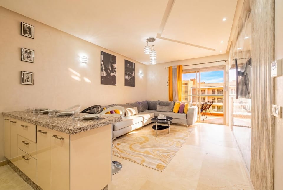 Royal Deluxe Silver Marrakech Premium Pool View Apartment in Marrakesh