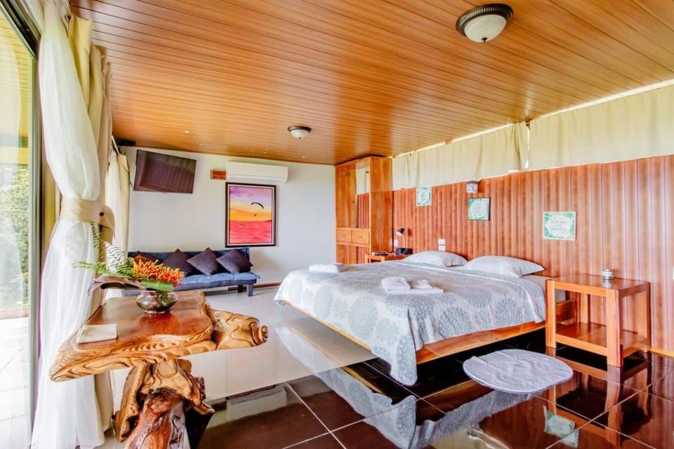 Corcovado Green Cabin & House Cabin in Bahia Drake