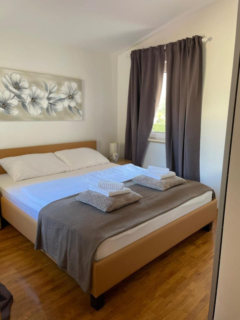 Bed, Bedroom, cot