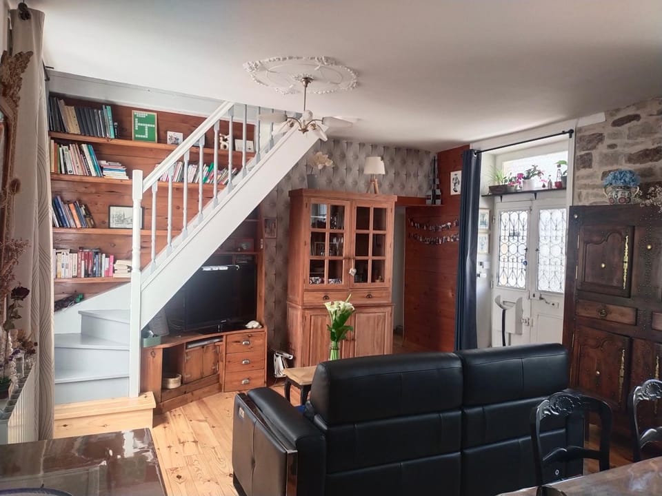 Chambrecosy maison de charme proche gare et centre historique Bed and Breakfast in Quimper
