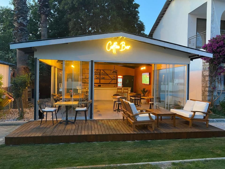 Restaurant/places to eat, Breakfast