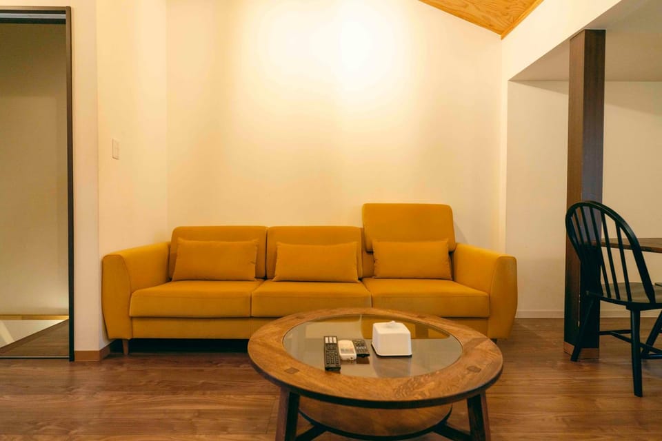 TasoneUrbanStayOsaka 梅田中津1 House in Osaka