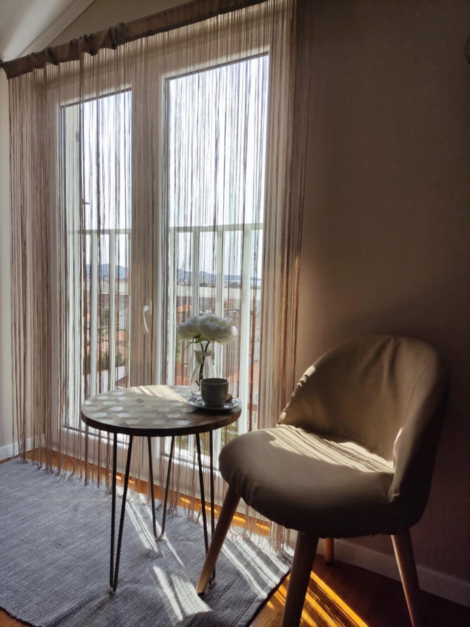Living room, Seating area, City view, Landmark view, Mountain view, Sea view, Street view