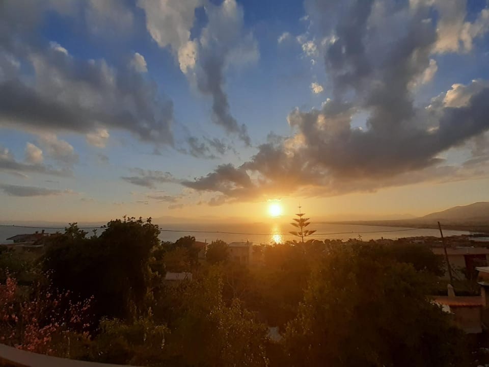KAMARI APARTMENTS Apartment in Messenia