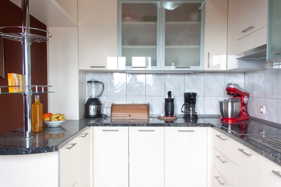 Coffee/tea facilities, Kitchen or kitchenette, Communal kitchen
