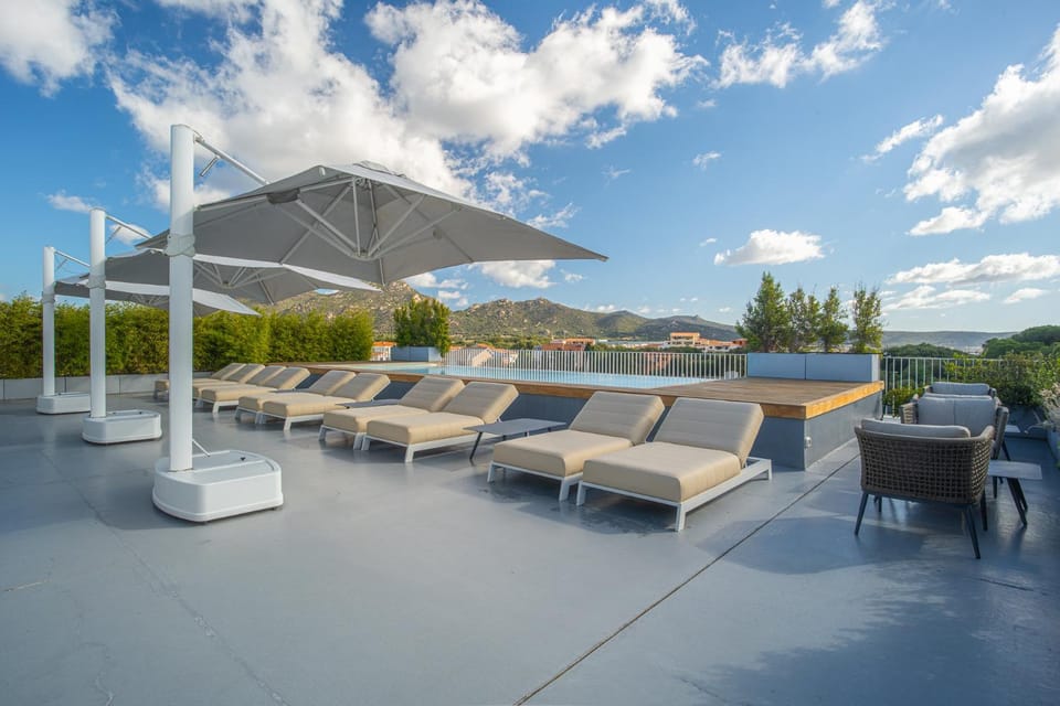 Balcony/Terrace, Pool view, Swimming pool