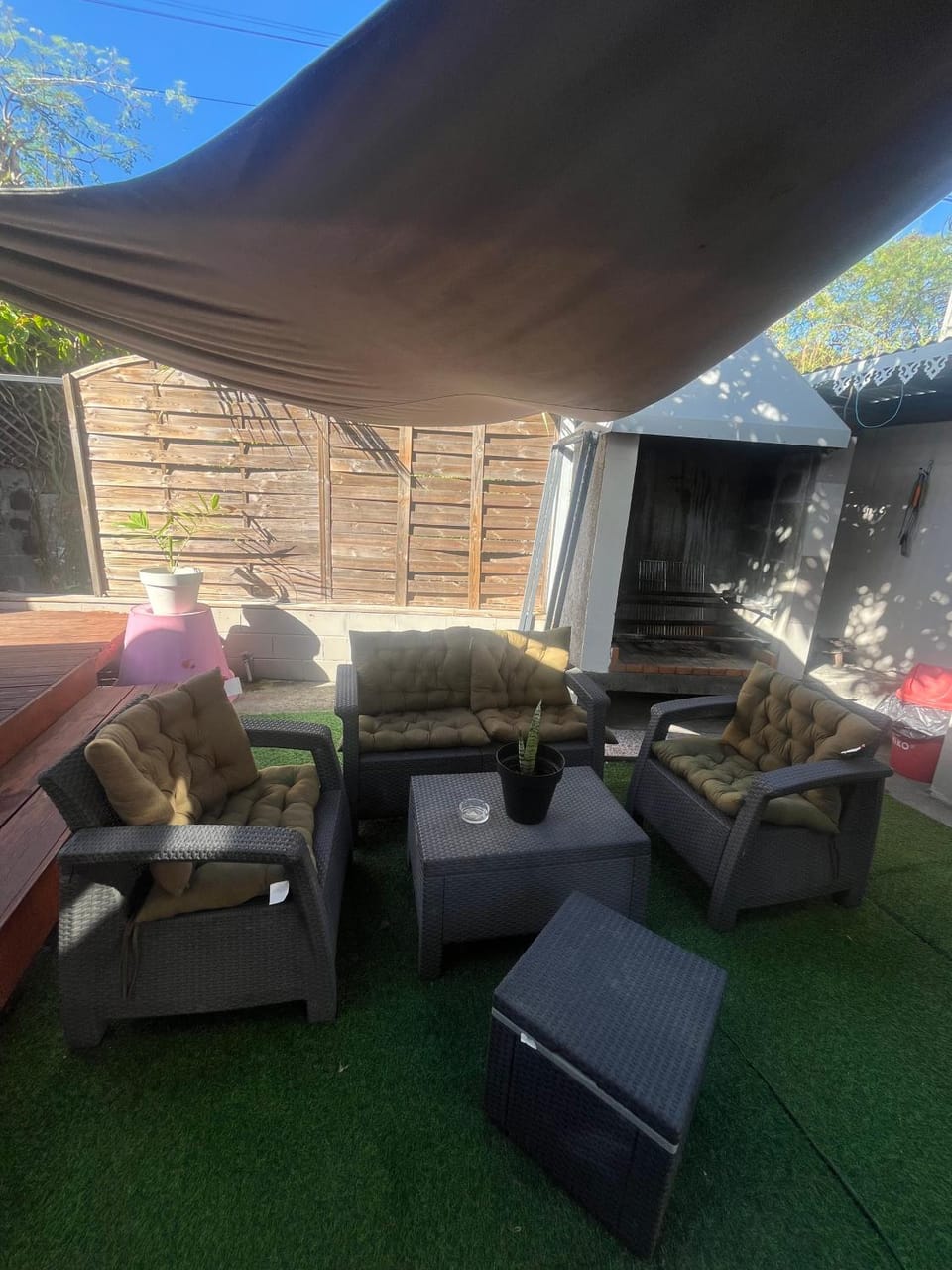 Patio, BBQ facilities, Living room, kitchen