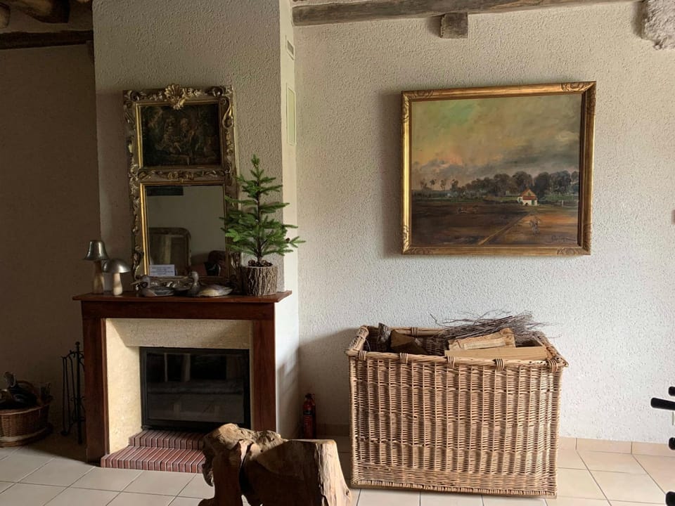 La Maison de Saint-Dyé House in Centre-Val de Loire