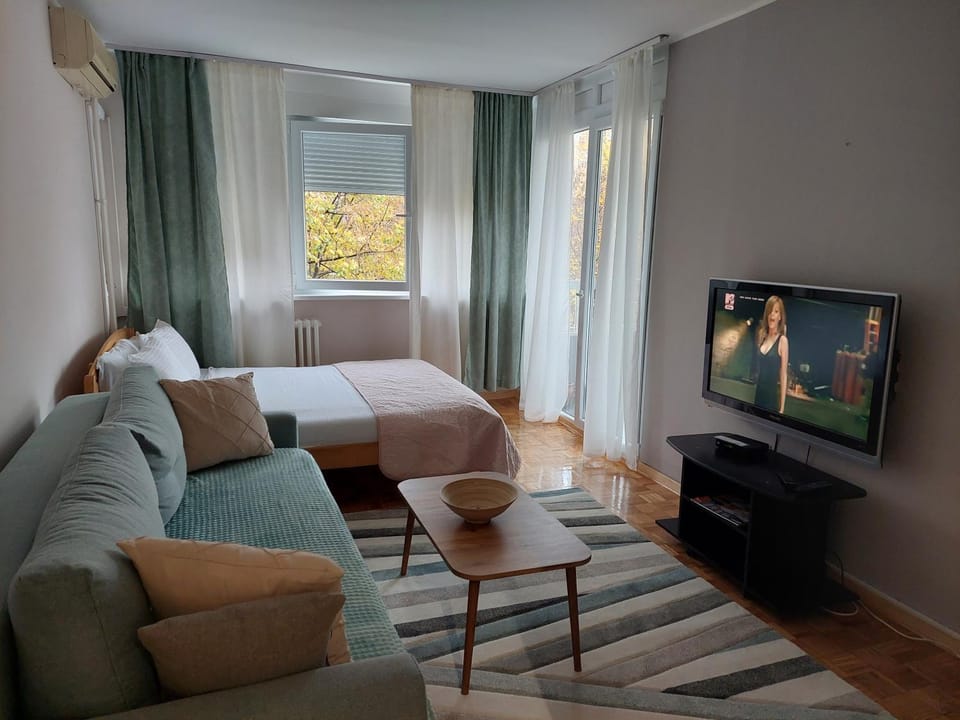 Green 1 Apartment in Belgrade