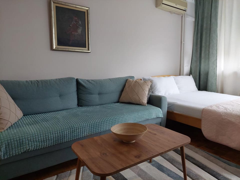 Green 1 Apartment in Belgrade