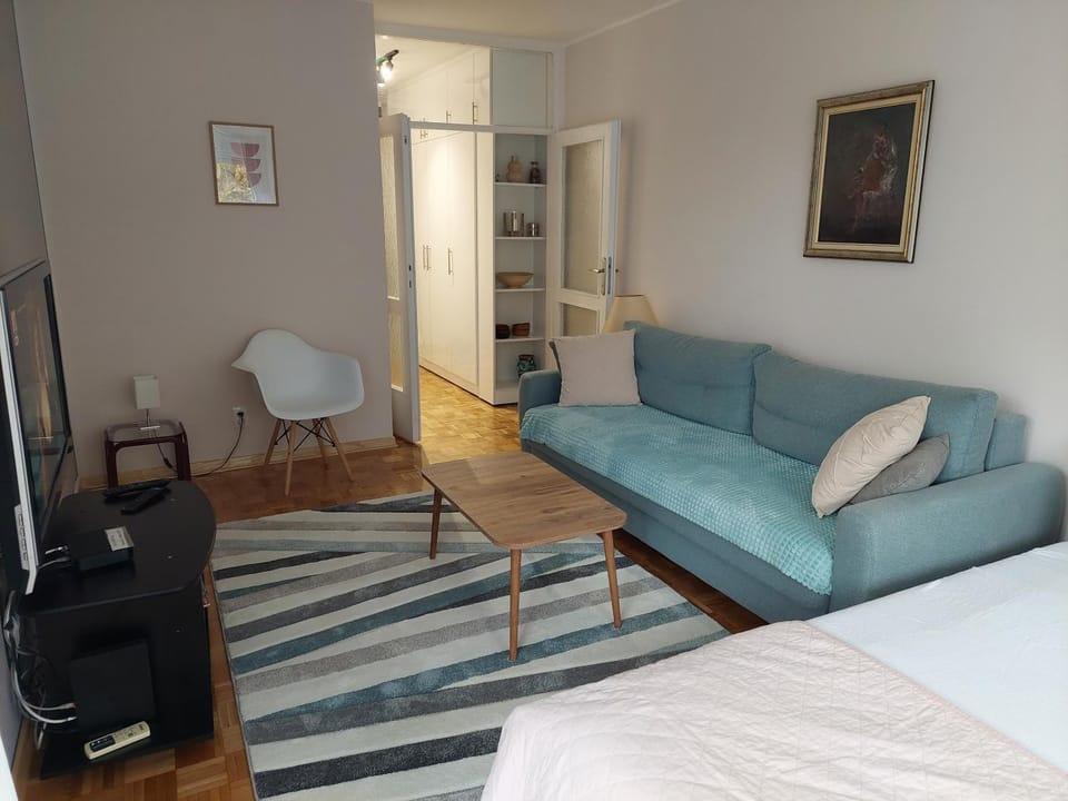 Green 1 Apartment in Belgrade