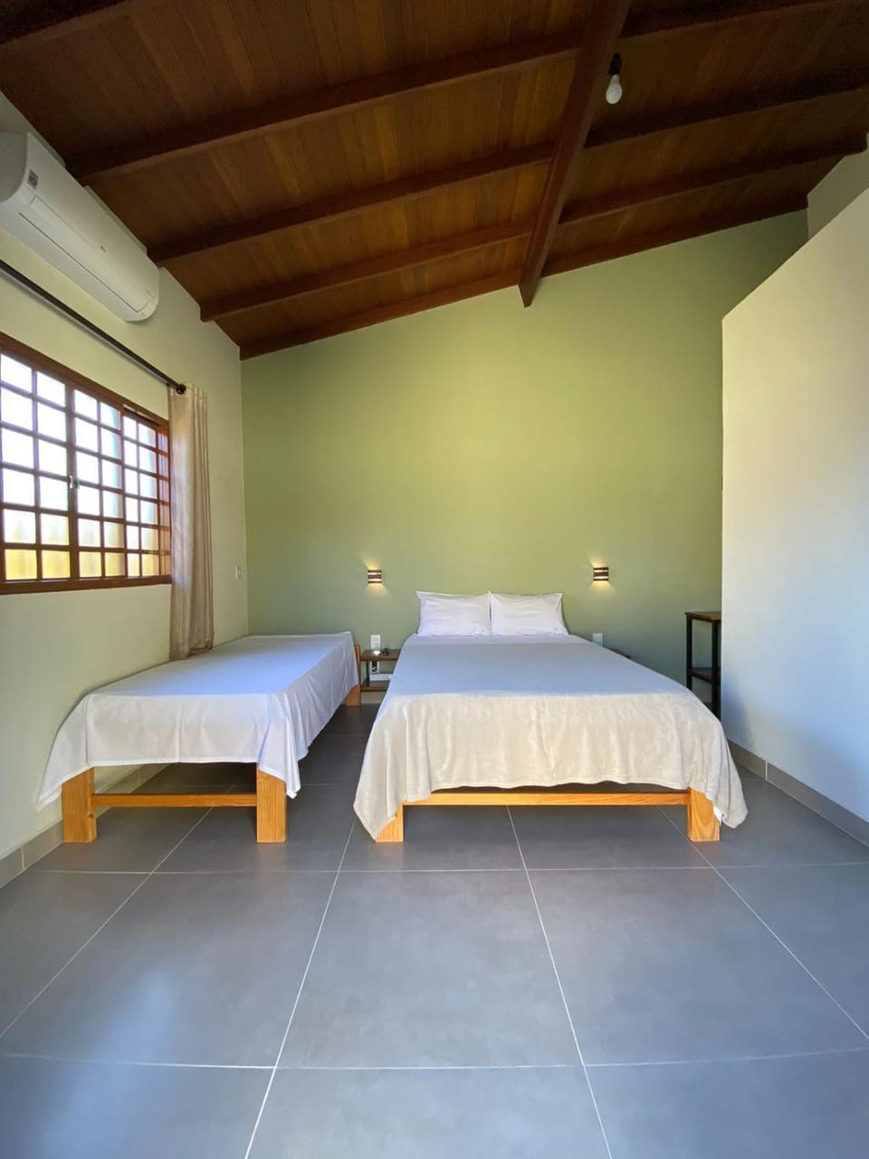 Photo of the whole room, Bedroom, air conditioner