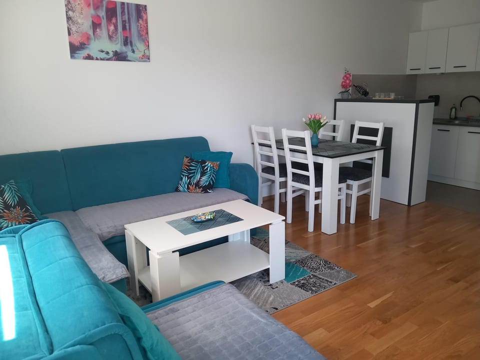 Stan na dan-Apartman N&T Apartment in Federation of Bosnia and Herzegovina