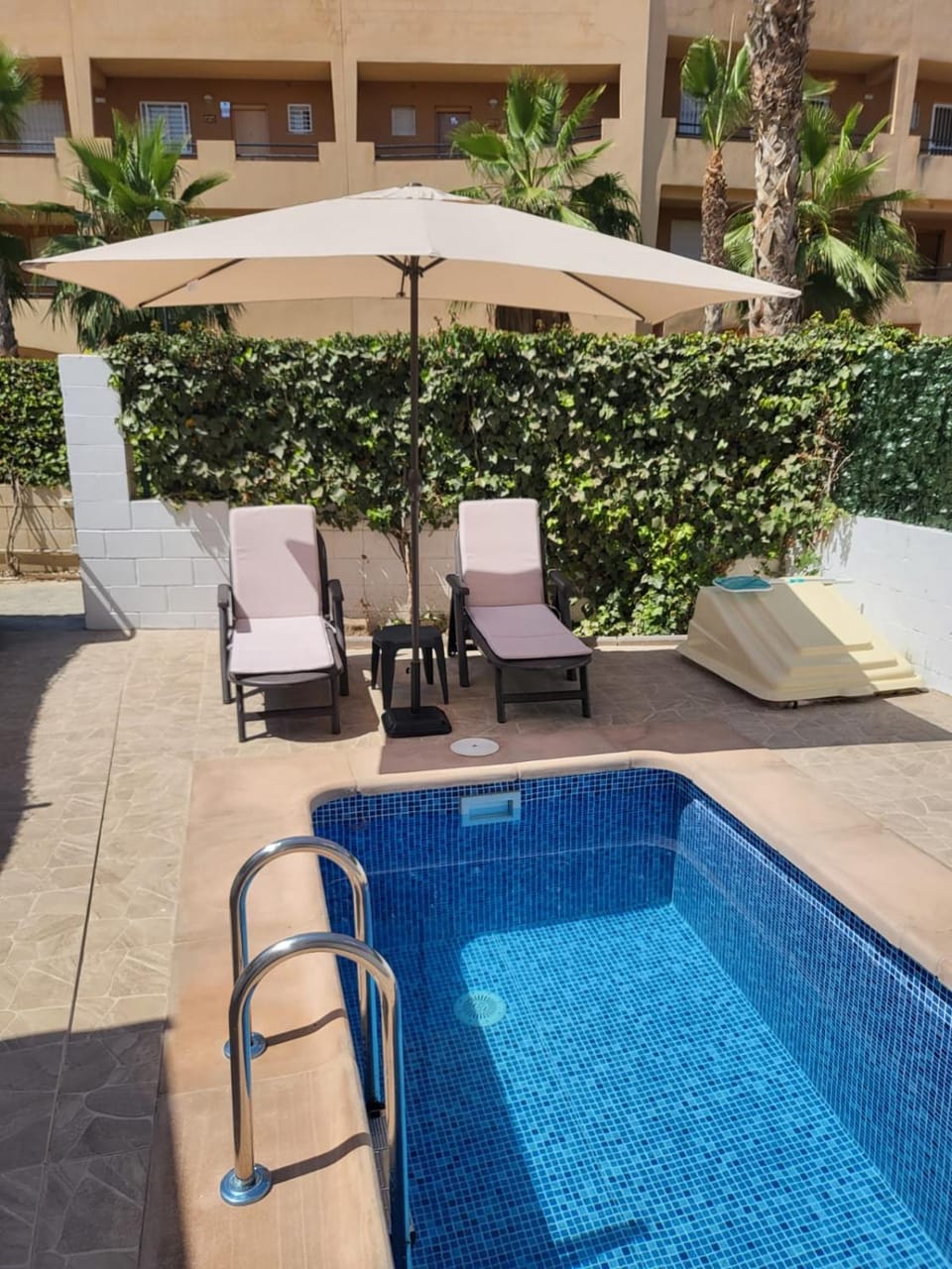 Patio, Day, Pool view, Swimming pool, sunbed
