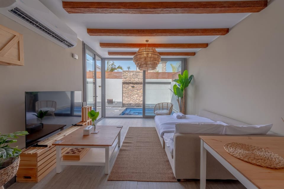Modern 1 Bedroom Apartment Bali El Gouna Private Patio & Heated Pool Apartment in Hurghada