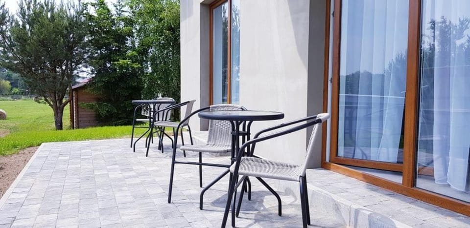 Patio, Spring, Day, Garden, View (from property/room), Balcony/Terrace, Garden view