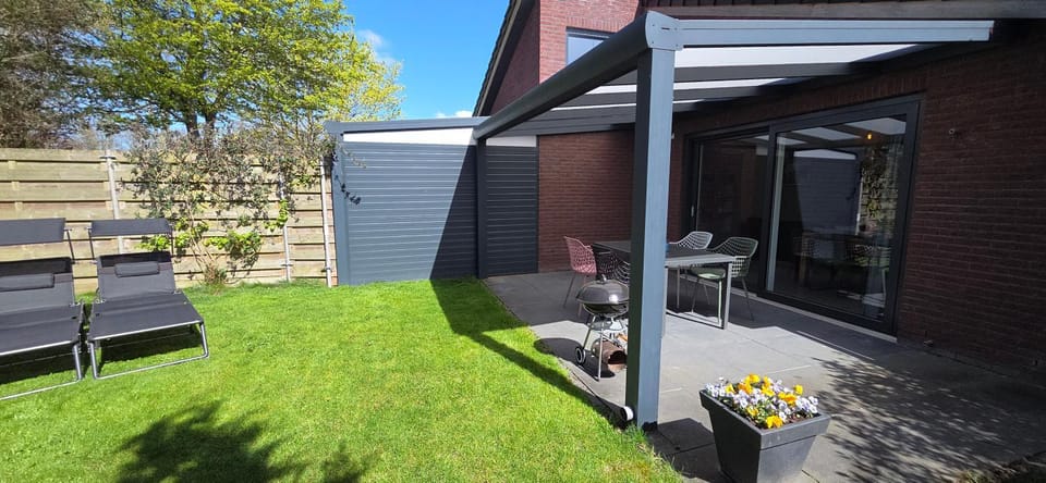 Garden, Balcony/Terrace