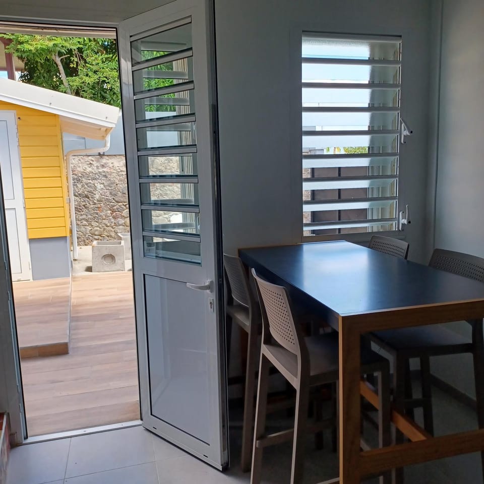 Maison de vacances les pieds dans l'eau House in Fort-de-France