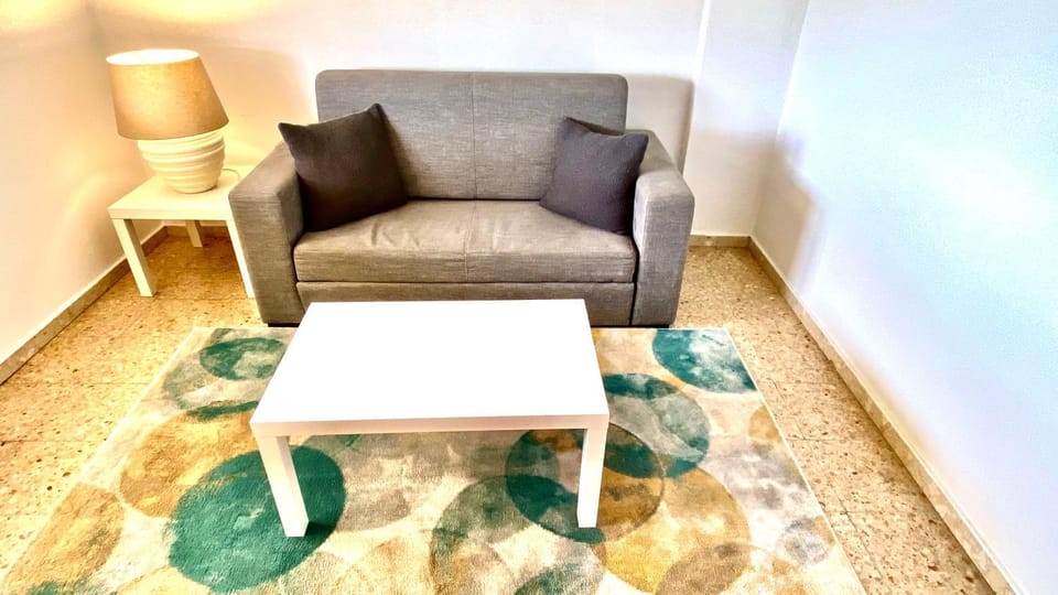 Apartamento Padrón Centro P3 by URent Apartment in Galicia