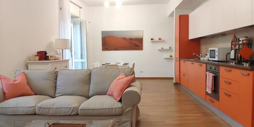 Kitchen or kitchenette, Living room, Dining area