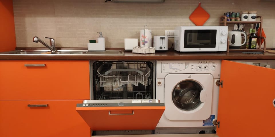 dishwasher, washing machine