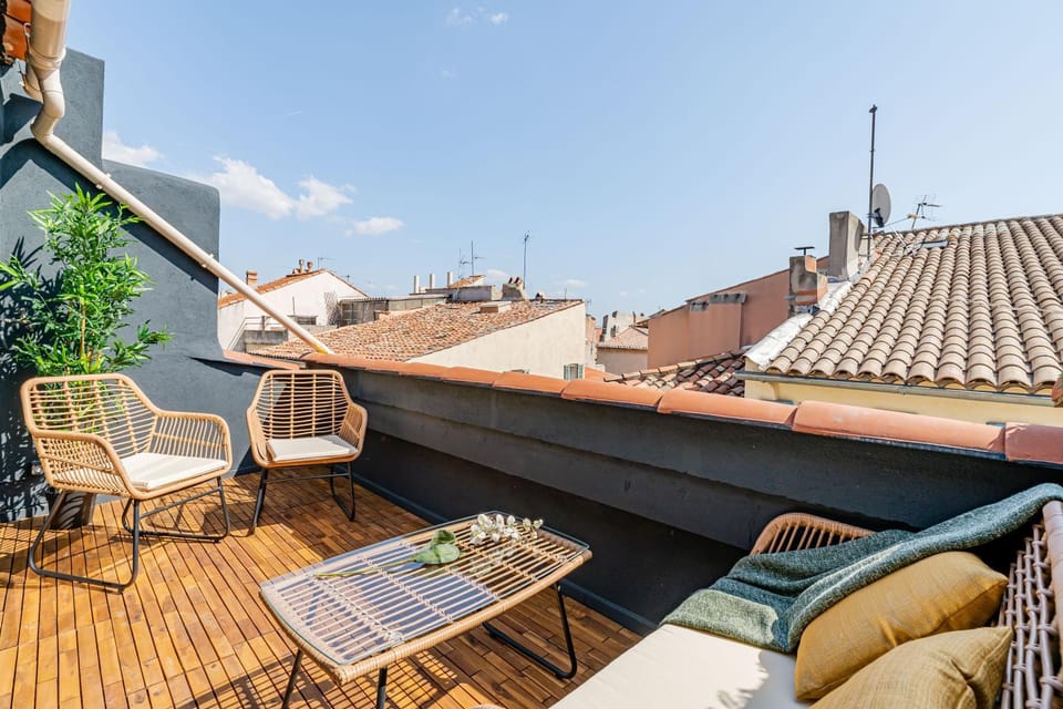 Patio, Facade/entrance, View (from property/room), Balcony/Terrace, Seating area, sunbed