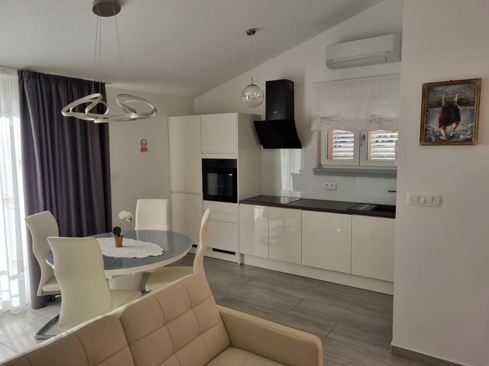 Apartment Rosemary Apartment in Dubrovnik-Neretva County