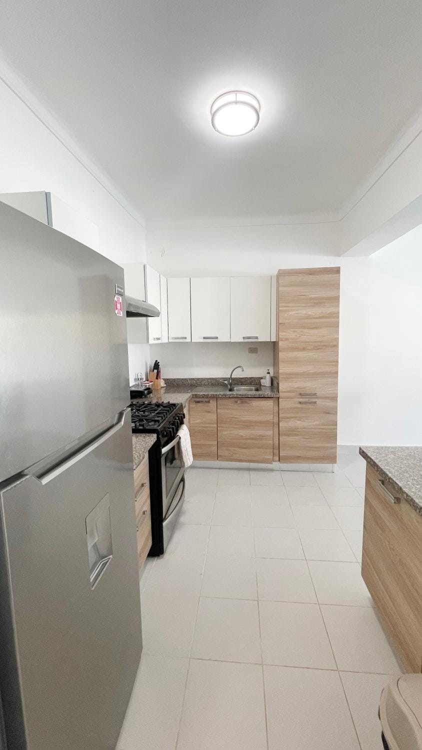 Kitchen or kitchenette, pet friendly, stove