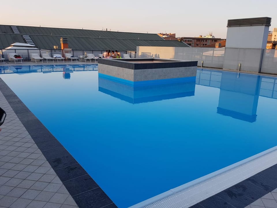 Pool view, Swimming pool