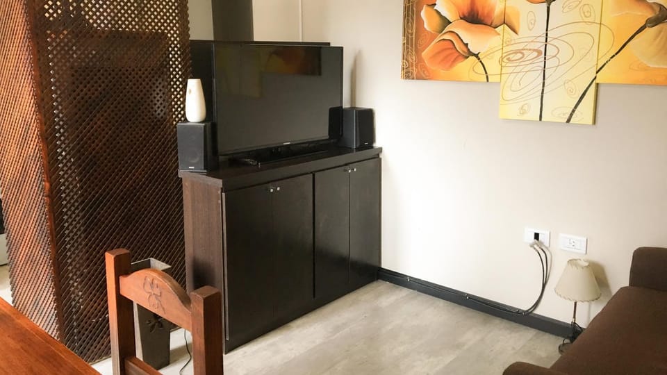 TV and multimedia, Living room, hair dresser, locker