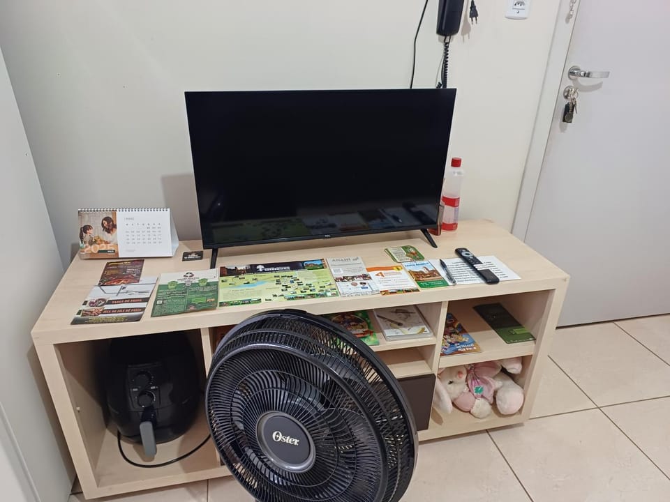Apart próximo a Unimed, Catedral e HSA de 2 quartos com 2 AR, mini-Academia e garagem no Centro-sul Apartment in State of Rio Grande do Sul