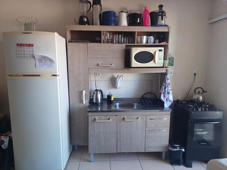 Apart próximo a Unimed, Catedral e HSA de 2 quartos com 2 AR, mini-Academia e garagem no Centro-sul Apartment in State of Rio Grande do Sul