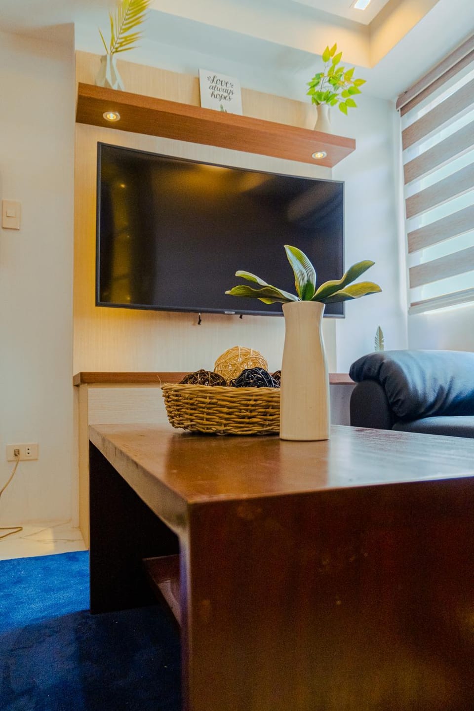 Yong's Place at Isabelle de Valenzuela Apartment in Region of Manila