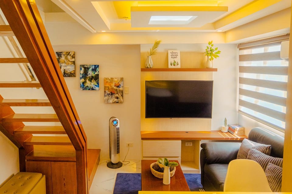 Yong's Place at Isabelle de Valenzuela Apartment in Region of Manila