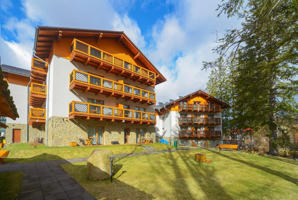 Property building, Day