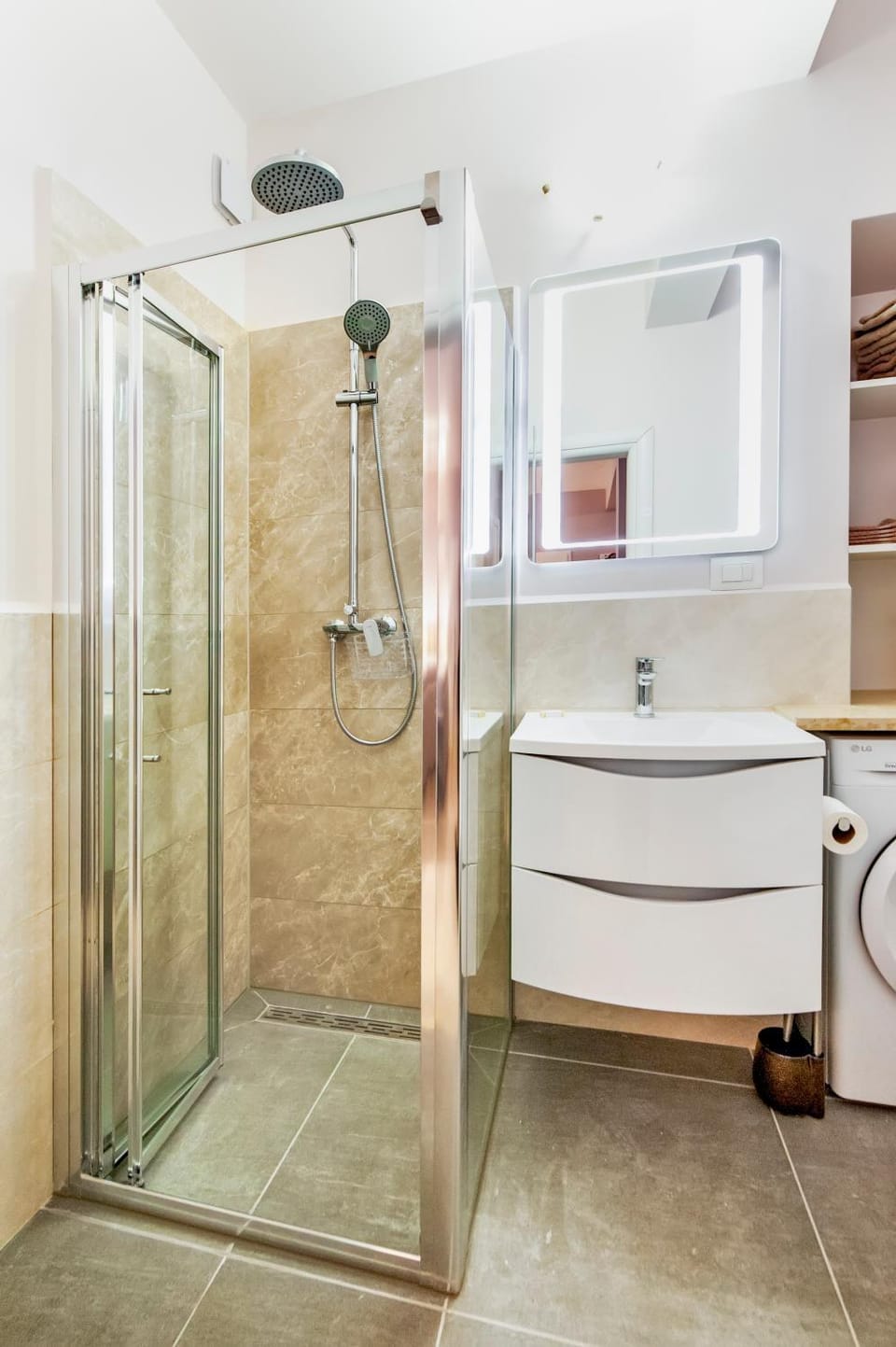 Shower, Bathroom, washing machine