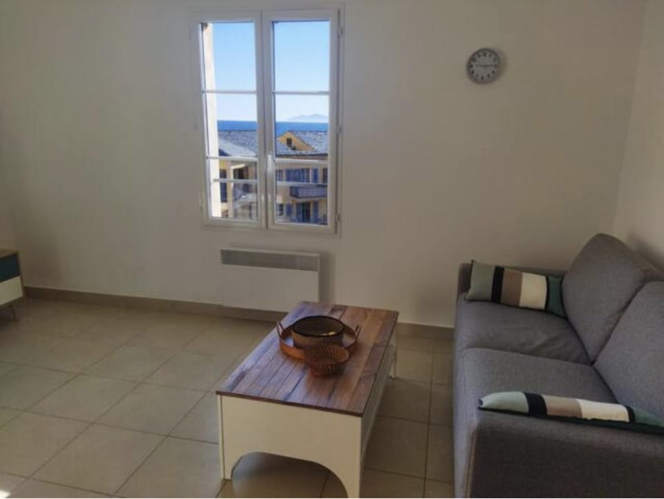 Living room, Sea view