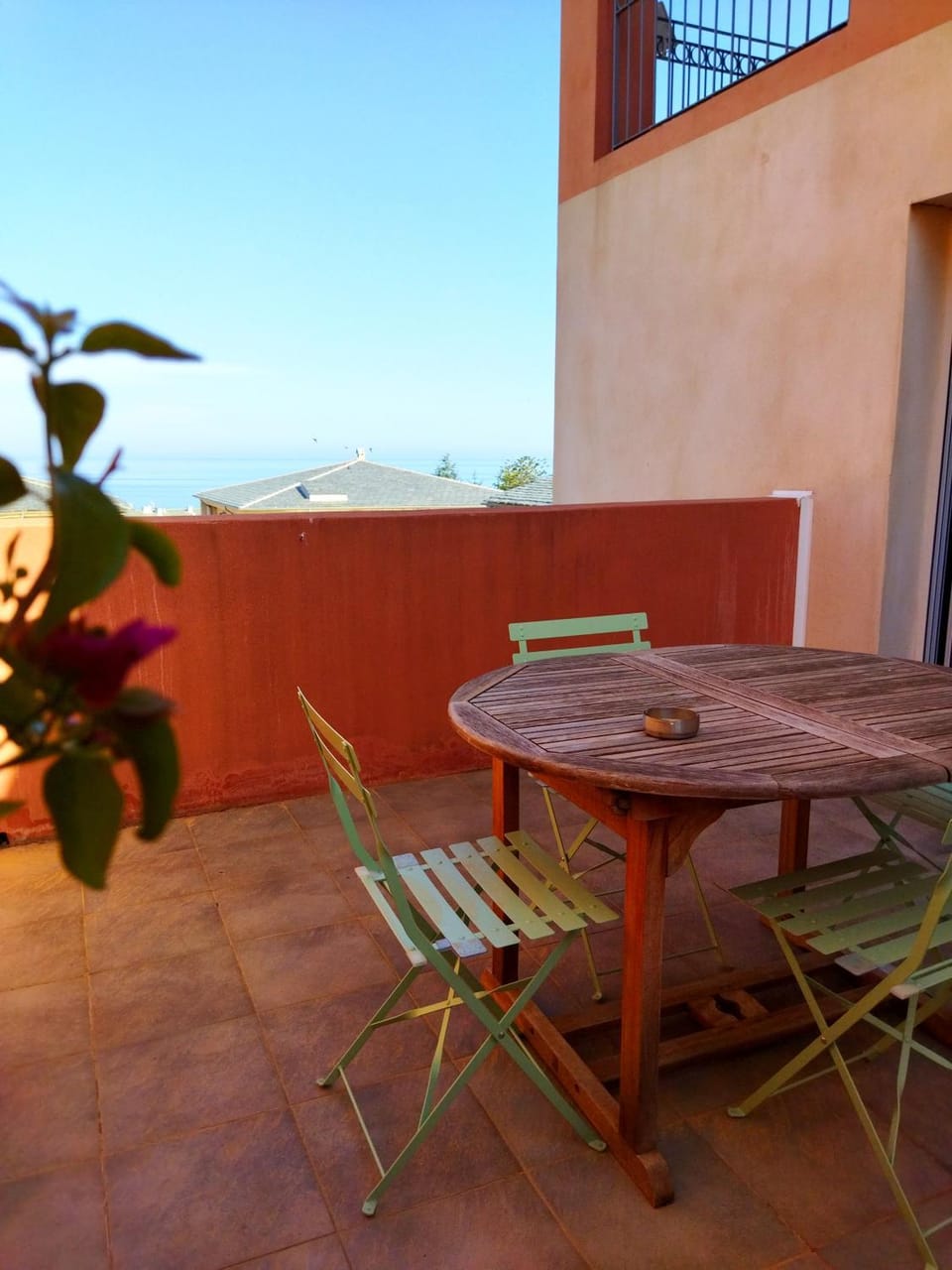 View (from property/room), Balcony/Terrace, Dining area