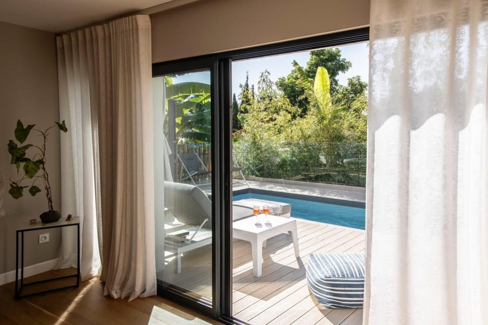 GROUND FLOOR VILLA GRAZIELLA 200 M FROM THE BEACH Villa in Eze