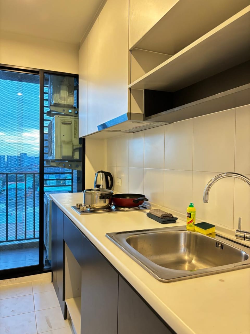 Kitchen or kitchenette, kitchen, kitchen