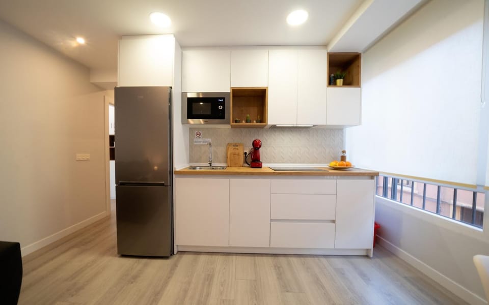Kitchen or kitchenette, dishwasher