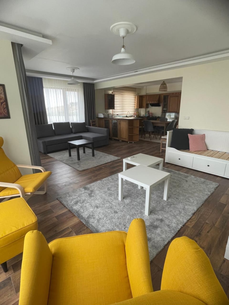Kitchen or kitchenette, Living room