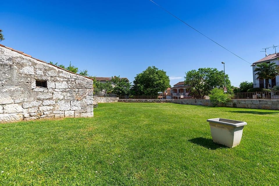 Stone house Graziella Funtana big private Garden House in Istria County