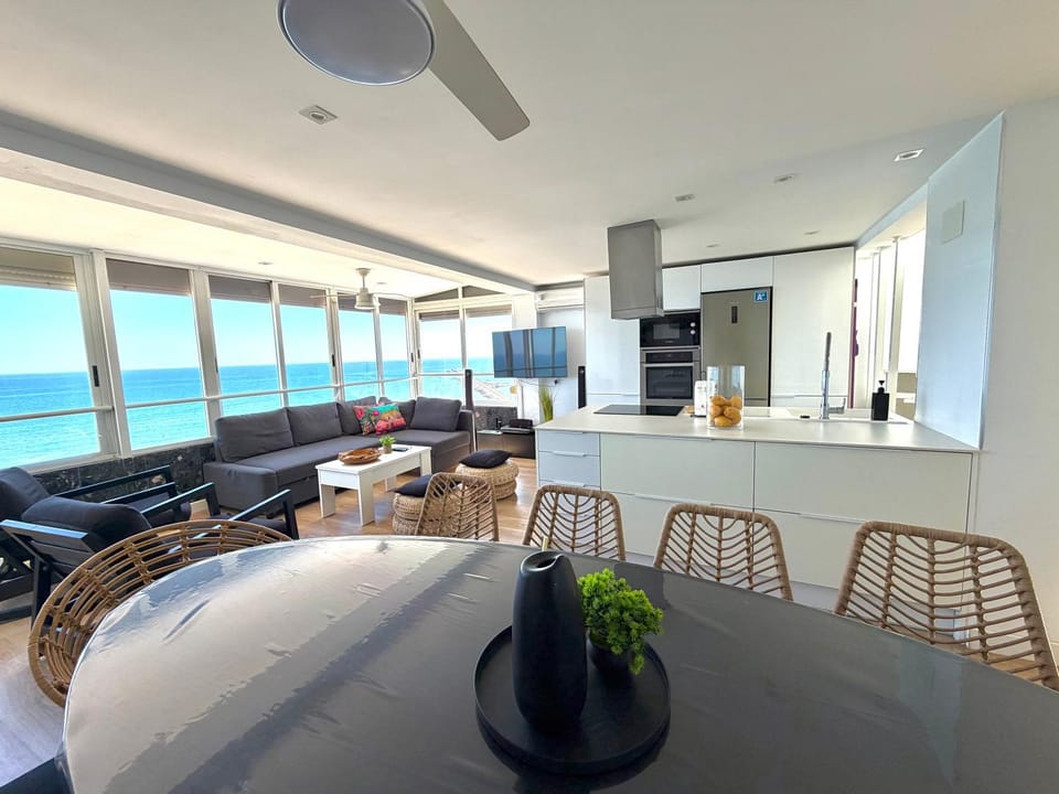 Apartamento duplex FAMILIAS a primera linea en Playa de Gandia Apartment in Safor