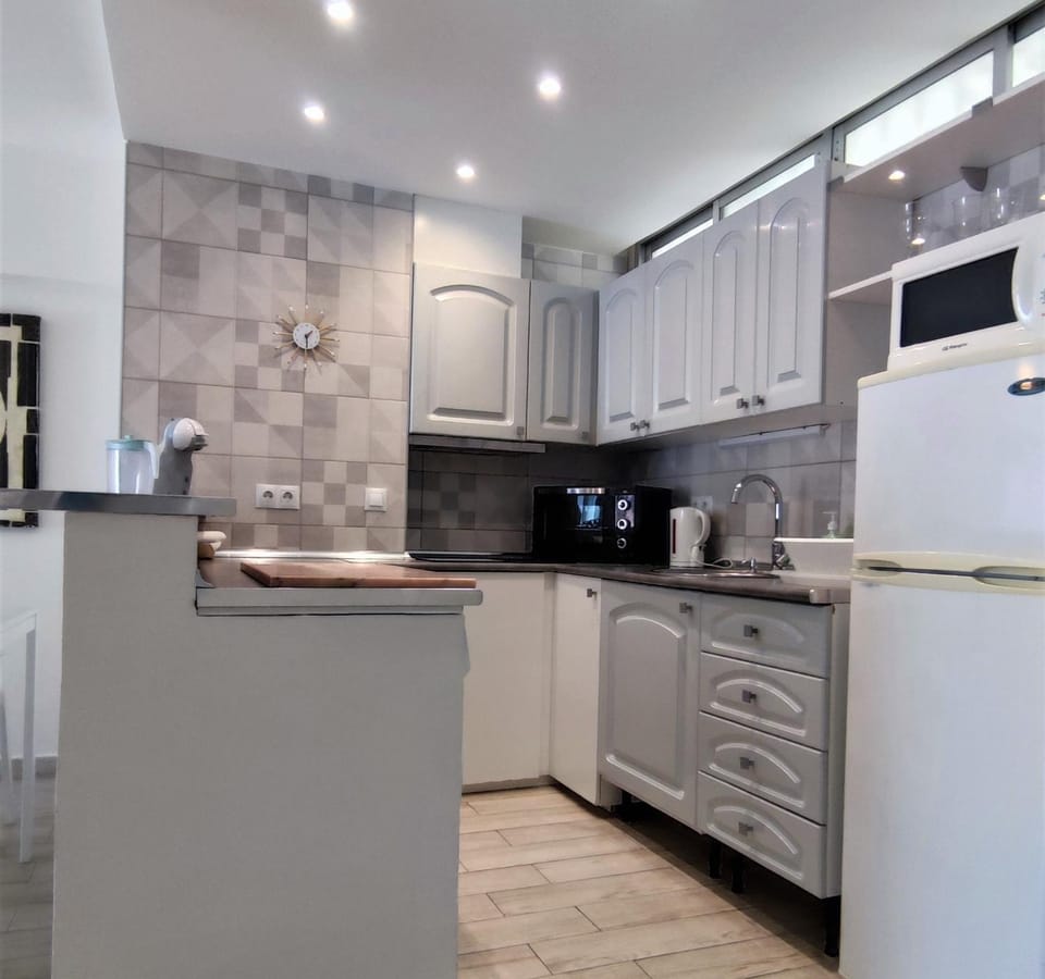 Coffee/tea facilities, Kitchen or kitchenette, oven, pet friendly